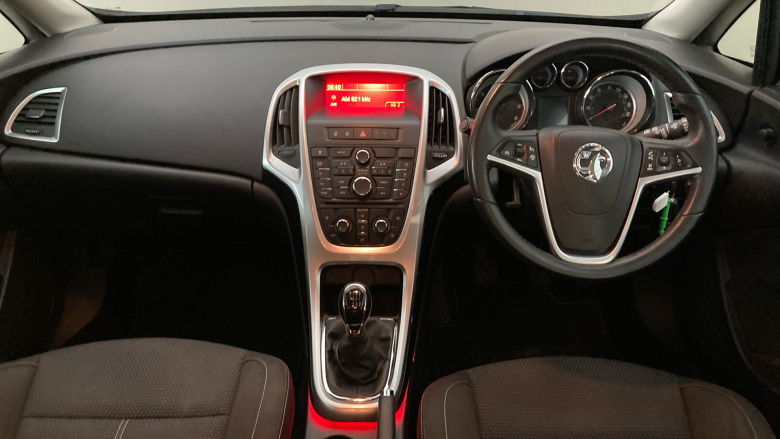 Vauxhall Astra 2.0 CDTi 16V ecoFLEX SRi 5dr Diesel Hatchback